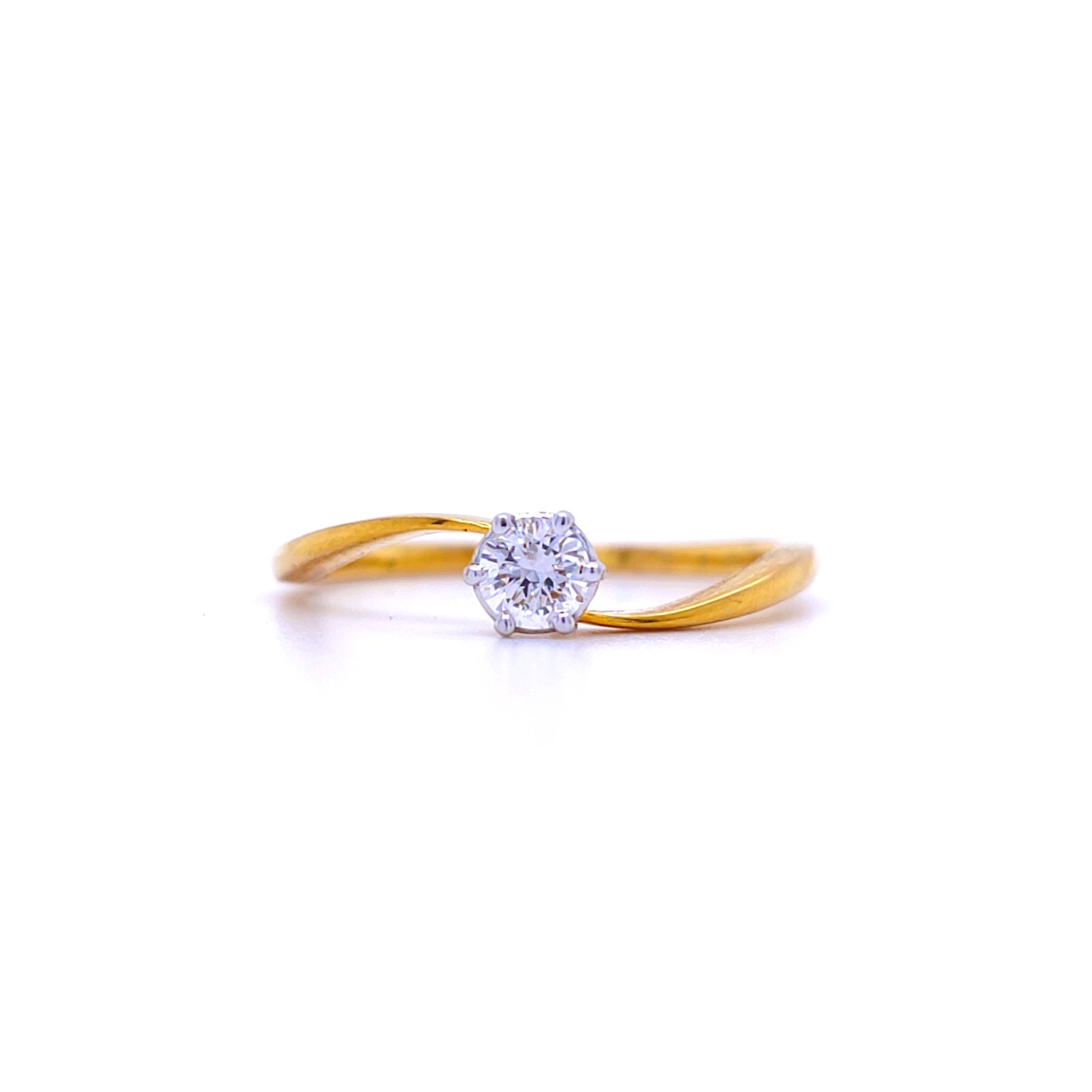 Beautiful 0.18 ct solitaire diamond twisted ladies ring