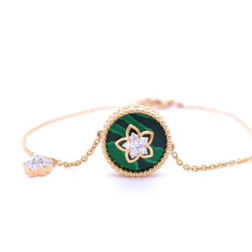 Stylish malachite cluster diamond bracelet