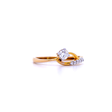 Solitaire look ladies dimond ring for all occasion