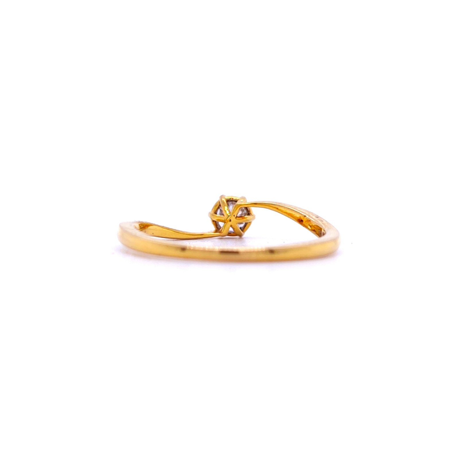 Beautiful 0.18 ct solitaire diamond twisted ladies ring