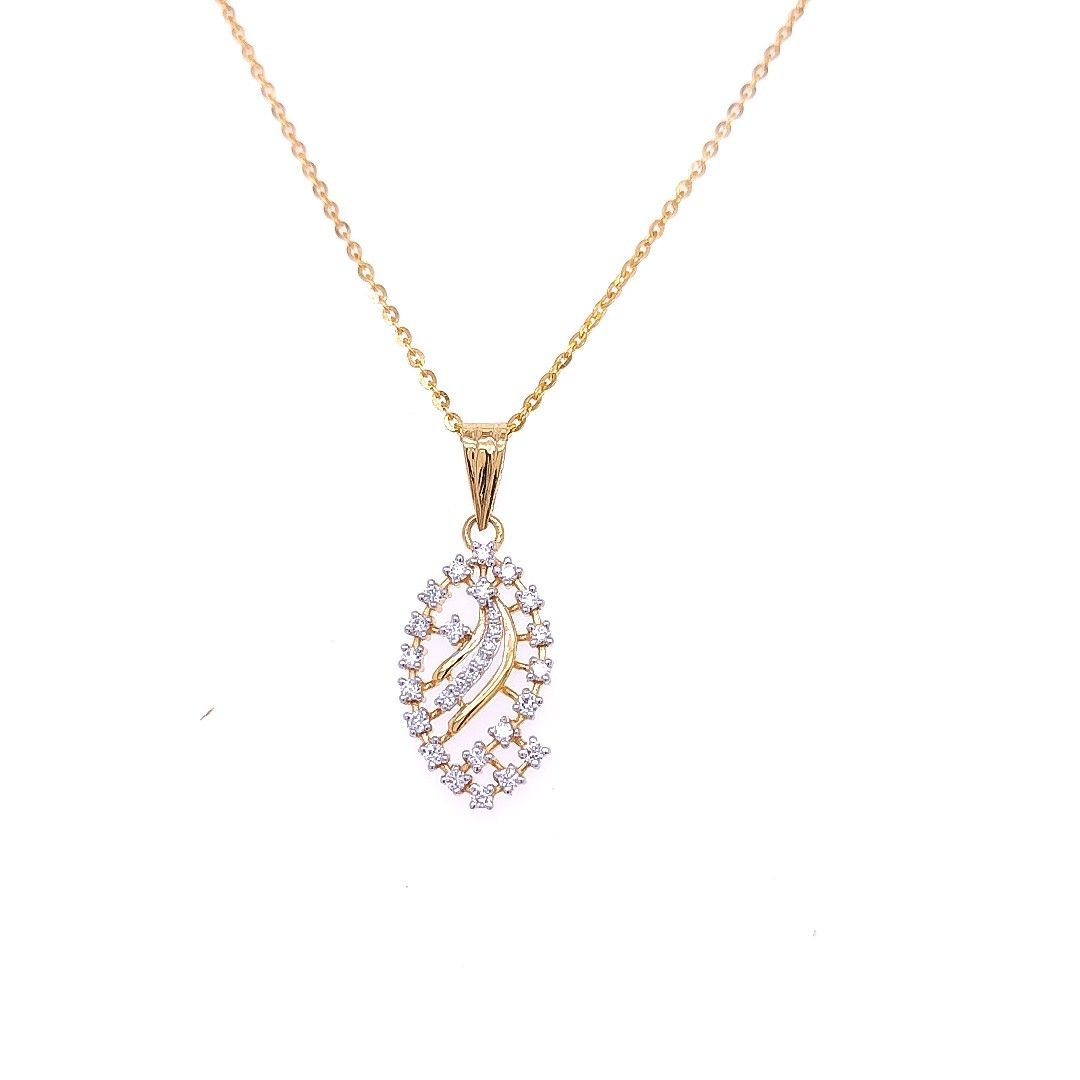 Valeria Diamond Pendant And Earrings Set