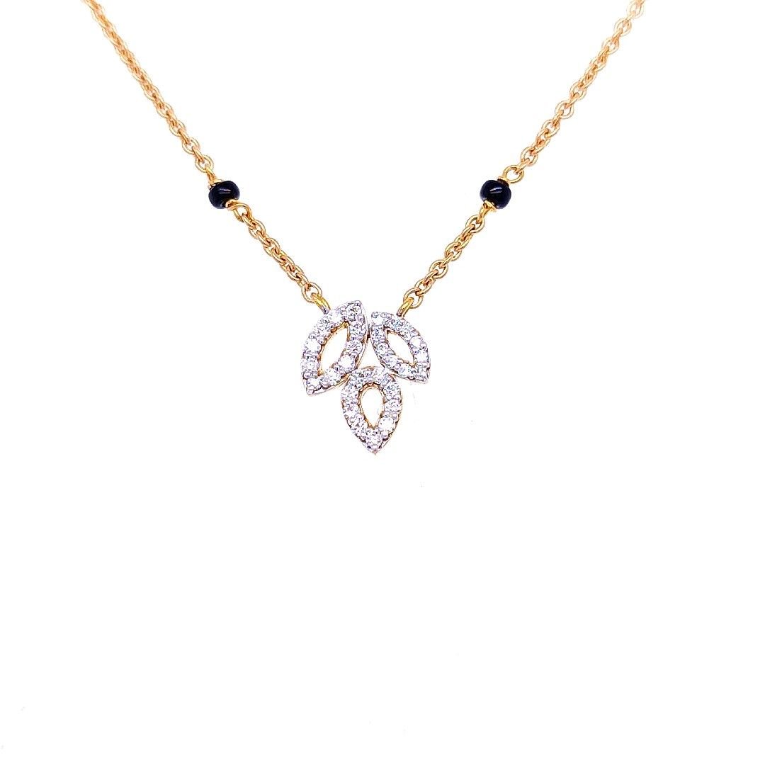 Stylish cluster diamond mangalsutra