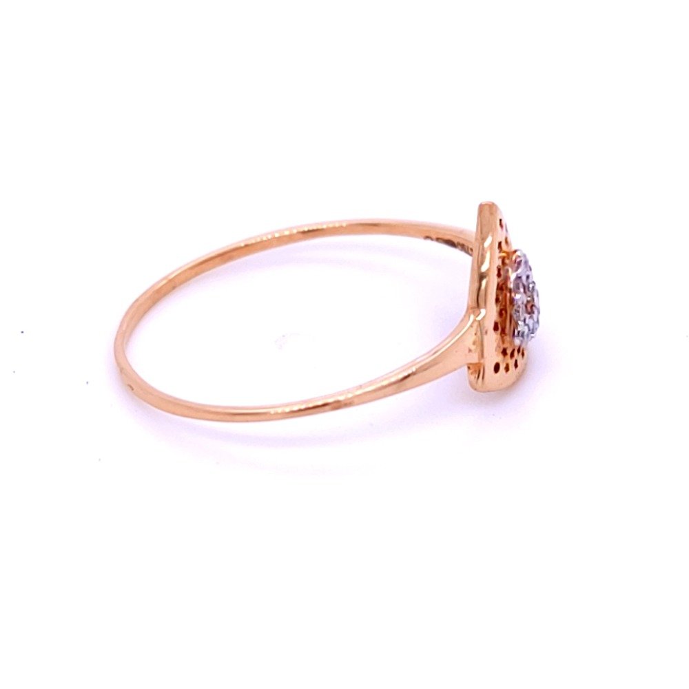 Tringular rose gold tinted diamond ring