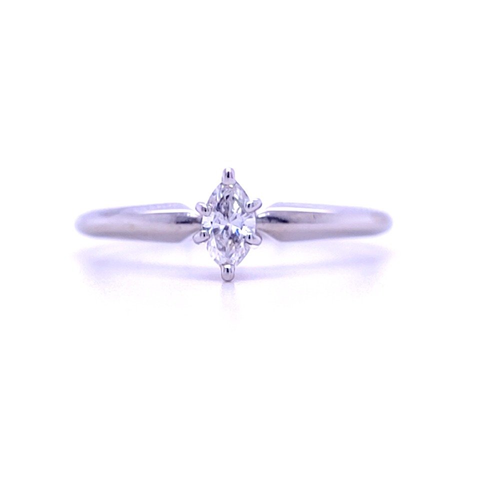 Mesmerizing solitaire marquise diamond ring in 14 kt